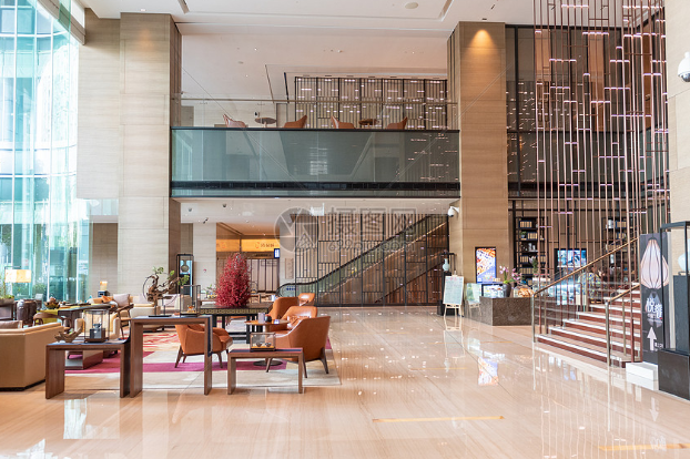 酒店老板发现电费单时愣住了—— 空调待机功耗，吃掉了一年的利润