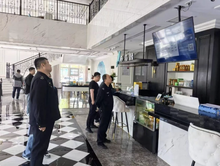 订好的房不能临时加价，双节前多地市监发文，有客栈被罚了3000元